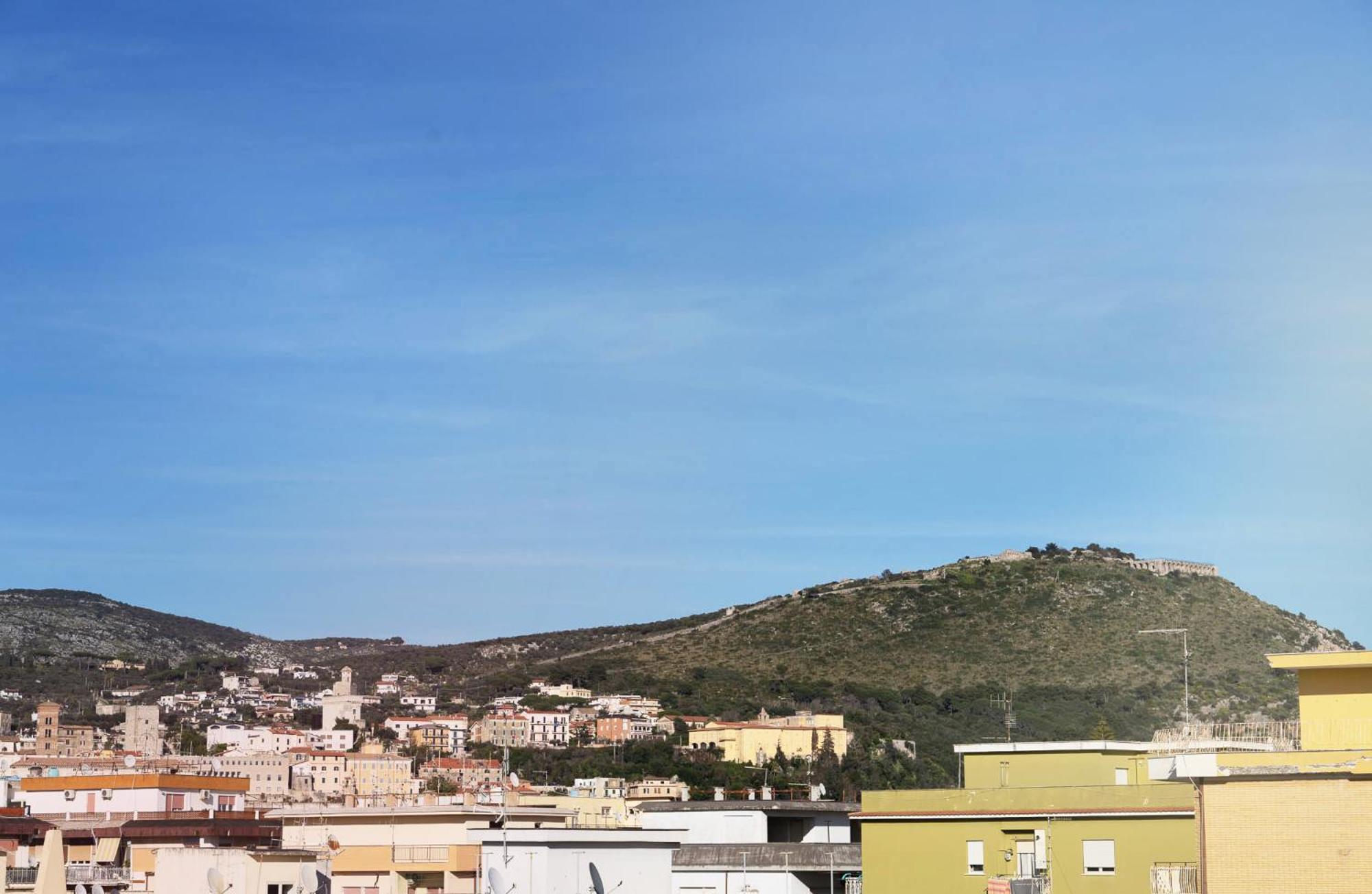 Апартаменты Casa Del Sole, In Via Sicilia Vicino Al Mare Террачина Экстерьер фото